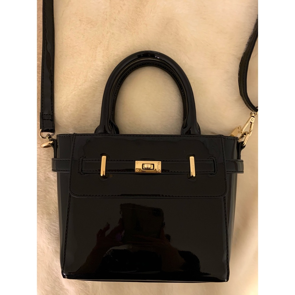 Black Purse